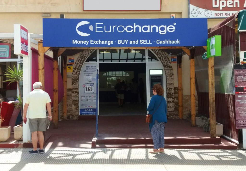 Nueva oficina de cambio Eurochange La Zenia