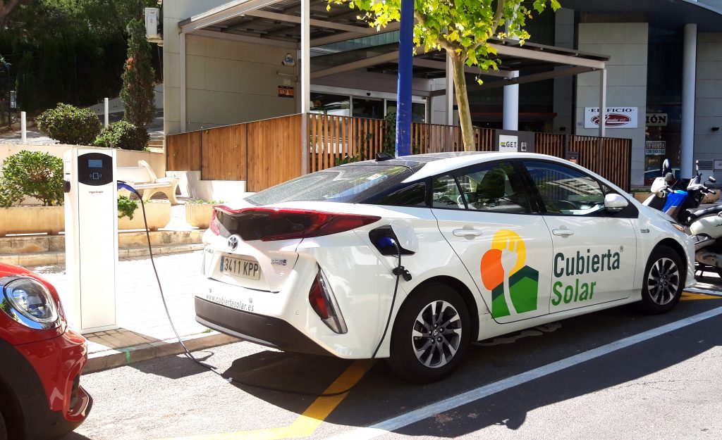 Punto de recarga vehículos eléctricos en GET